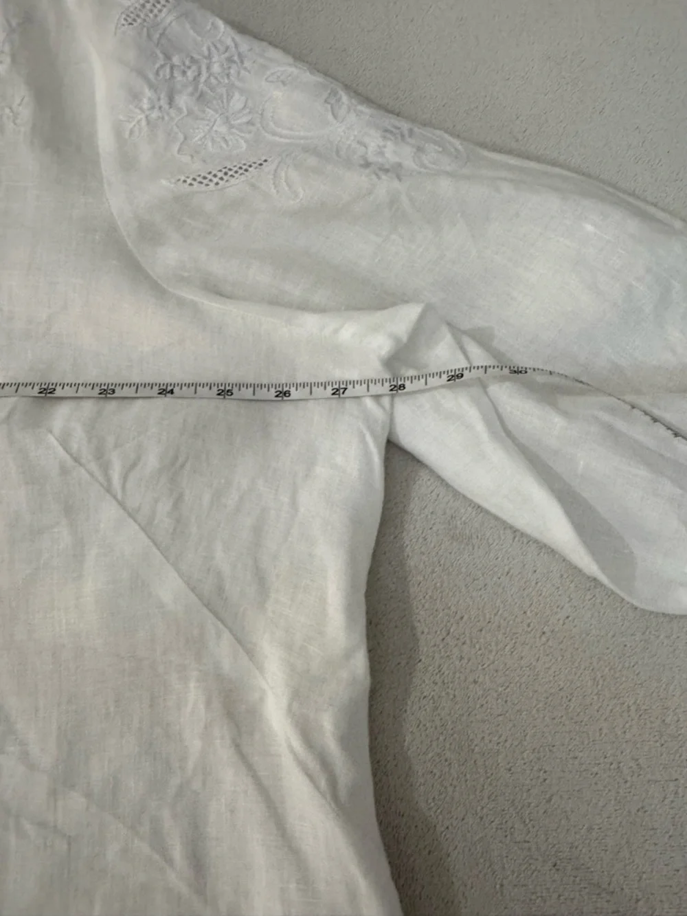 Lafayette 148 New York White Embroidered Button-Front Linen Shirt - Picture 6 of 9